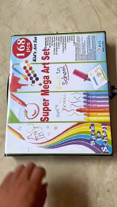 SOFTHOME 150Pcs Painting Set Childrens Graffiti Drawing Board Set Art Enlightenment Coloring Set
