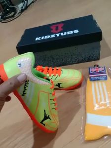 KIDZTUBS Sepatu Futsal Anak Laki-Laki Size 28 29 30 31 32 33 34 35 36 37 KDZ1200111624