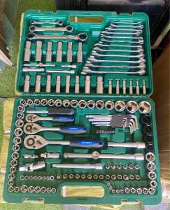 Bộ đồ nghề sữa chữa 150 món chất liệu crv sáng bóng. thương hiệu Hitman