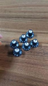 FLEOR 6PCS Guitar AMP Knob Amplifier Skirted Volume Tone Control Knobs Black with Silver Top for FD