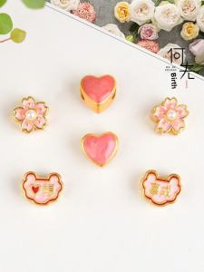 Pink Sand Gold Heart Shaped Sakura Flower Beads Bracelet Womens Fashion Jewelry Color Retention through Hole Design Lucky Charm