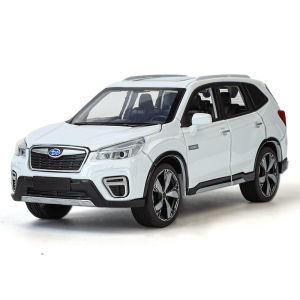【RUM】1:30 Scale Subaru Forester Alloy Car Model Light & Sound Effect Diecast Car Toys for Boys Birthday Gift Kids Toys Car Collection