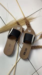 CLARA 3LOOK Sandal Wanita Anti Slip Sol Karet Flat Slide Slip On Pastel Color Mocca Ruffle Flat Series Terbaru 2024