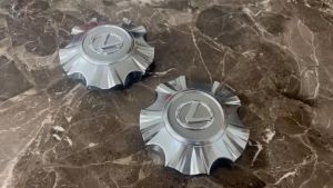 Logo chụp mâm ốp lazang bánh xe ô tô Lexus LX570 đường kính ngoài 13.5cm