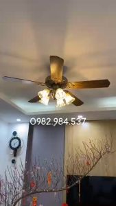 (Tặng Móc)Quạt trần đèn chùm 5 cánh cho phòng khách-Động cơ DC 6 tốc độ gió-Sải cánh 1m32 siêu mát có tích hợp điều khiển hẹn giờ