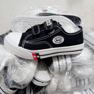 SEPATU SEKOLAH NB PEREPET TERSEDIA UKURAN 32-35