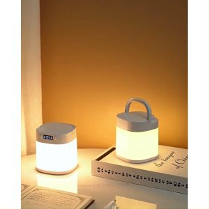 Đèn ngủ di động có đồng hồ điện tử chống ánh sáng xanh bảo vệ mắt thích hợp cho mẹ chăm sóc em bé Zochico
