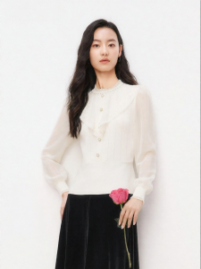 Koradior | French Lace Long Sleeve Knitted Top