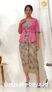 Nusa Kebaya Setelan Kebaya Kutubaru Kombinasi Batik Kebaya Kutubaru Baloteli Kebaya Etp Murah