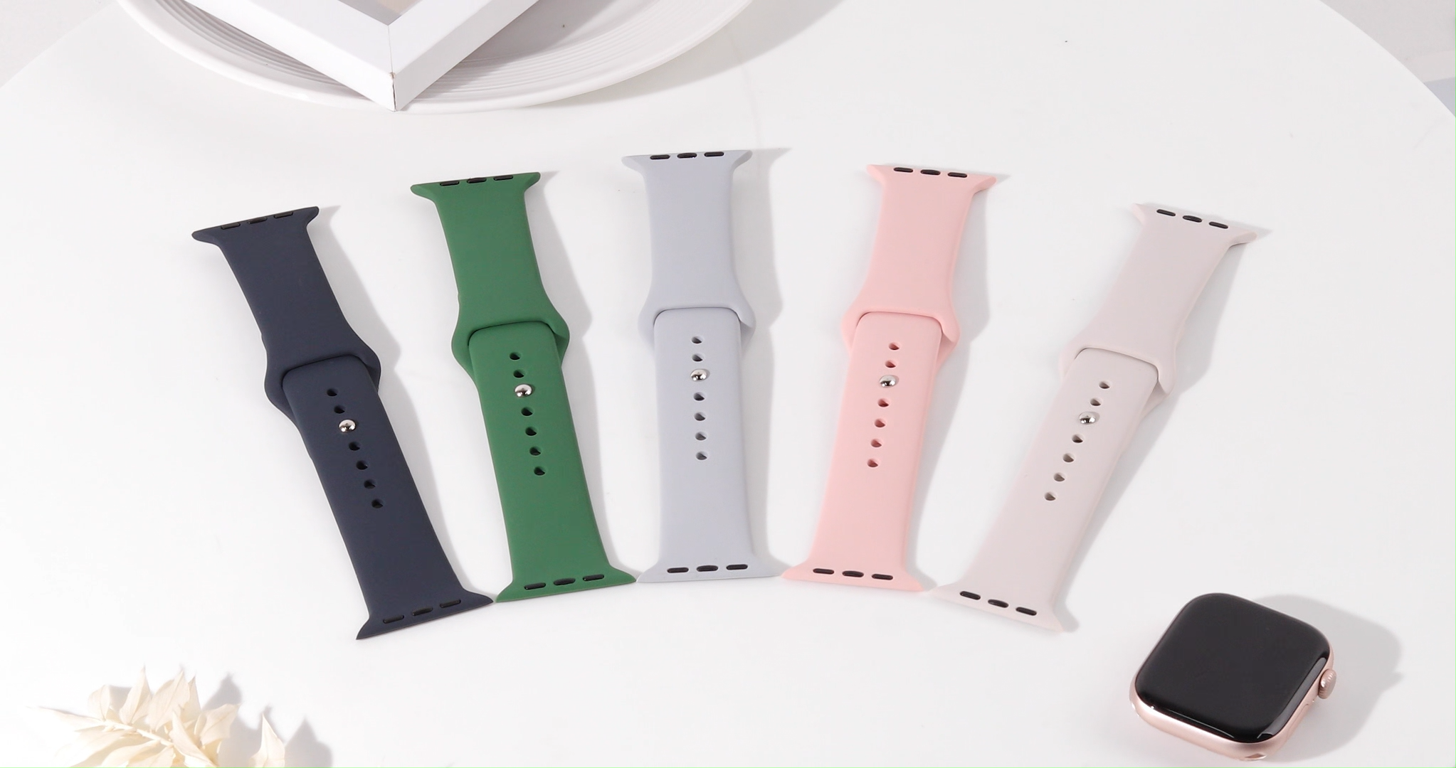 Sweatproof & Quick-Dry Sport Band for Apple Watch Ultra 4/3/2 Serie 12/11/10/9/8/7/6/5 SE3/2 - High-Quality Silicone Soft & Lightweight for Gym & Running Tali Jam Pintar