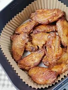 High-quality Baking and Grease-absorbing Paper Pads for Air Fryer