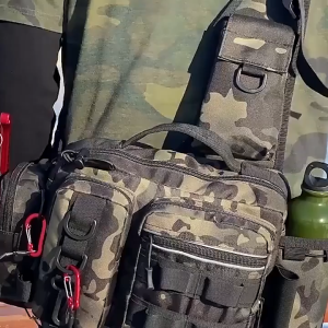 Tas Pancing Fishing Waist Bag Oxford Waterproof Anti Air Tahan Lama Banyak Kantong Tas Selempang Tactical Outdoor Peralatan Mancing Organizer Army Style Serbaguna Ringan Kuat Nyaman Muat Banyak Barang Tas Joran Tas Mancing Tas Pancing