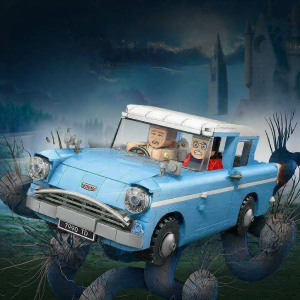 Hogwarts Flying Ford Anglia Model Assembly Toy