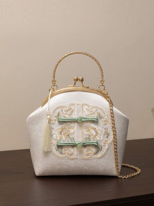 MEIFEI | Hand-embroidered Spring/Summer Evening Bag for Chinese Style
