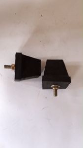 Karet Stopper Depan Sayap Atas L300 dan T120