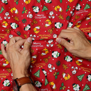 ผ้าคอตต้อน 100% ลาย Merry Christmas หน้ากว้าง 65 นิ้ว ผ้าเมตร ผ้าหลา