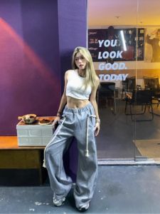 American Retro Sports Pants: A Guide to Spring & Autumn Fashion