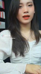 Son 3CE Blur Water Tint Warmth Mẫu Mới Siêu Nhẹ Nhàng Cuốn Hút Siêu Xinh