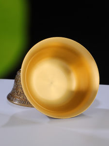 Tibetan Style Brass Water Offering Cup Buddha Vessel Holy Water Bowl Decorative Altar Piece for Buddhist Temple Decoration