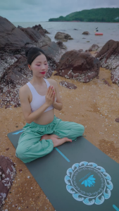 Thảm Yoga du lịch Louis Yoga - OCEAN - có thể gấp gọn mặt nhám chống trượt