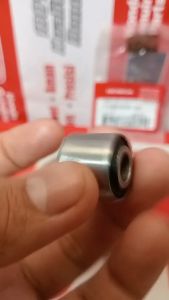 Bosh shok breaker bush rr cushion under rue Vario 125 eSP K60 (2015 - 2018) Vario 150 eSP K59 (2015 - 2018) original honda 11203K35J01