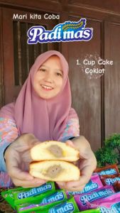 Camilan Makanan Ringan Snack Bolu Kue Cupcake Padimas / Padi Mas Cup Cake 45 Gr Chocolate Pandan Strawberry Bolu Panggang Chocolate Pandan Strawberry Roti Mini Unyil Coklat Vanilla Susu Pandan Srikaya