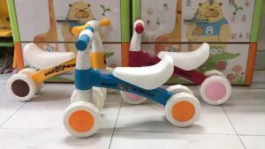 Xe chòi chân cho bé 1-3 tuổi tự thăng bằng có nhạc cho bé yêu thích vận động