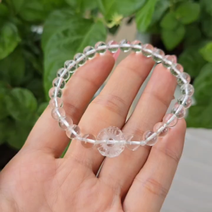 Q1979 Vòng Thạch Anh Trắng mix hoa mai 3D Thạch Anh Trắng trong trẻo tinh khôi chất đá chuẩn hàng 5A cho mệnh Kim và Thuỷ - Phong Thuỷ TUDO