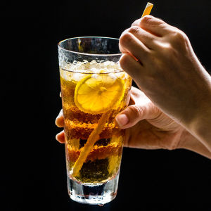 330ml Glasses Transparent Water Cup Beverage Cup Embossed Glass Heat-resistant Tea Cup Wholesale Creative Hammer Pattern Glass