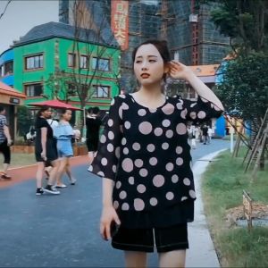 Yta Women Chiffon Shirts Polka Dot Printing Batwing Sleeve Shirts Big size L-5XL