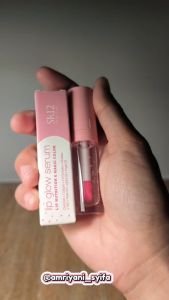 SR12 Lip Glow Serum 2 gram Pelembab bibir memberikan warna pink alami pada bibir