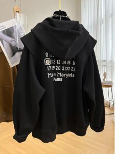 เสื้อสเวตเตอร์มีฮู้ดแบบมีซิปสำหรับผู้ชายไซส์ใหญ่ 300 ปอนด์ แฟชั่นฤดูใบไม้ร่วง แจ็คเก็ตคาร์ดิแกนสองชิ้นปลอม ทรงหลวม ปกติ