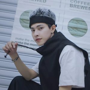 O-New Explosive Wig Hat for Men Handsome Simulation Short Hair Wig Hat Retro Hip Hop Beanie Cosplay