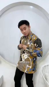 Kemeja Batik Exclusive Pripoen Batik - Baju Batik Pria Panjang Kemeja Batik PRIA Modern