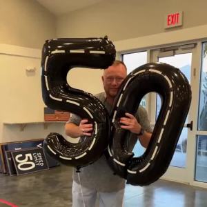 Number 0-9 Race Car BalloonPassionate racing balloons tire balloons, 40inch Big Mylar Racetrack Balloon Truck Bike Wheels Tire