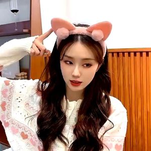K18 Bando Karakter Telinga Kucing Bandana Pom Pom Bulu Gaya Korea Fashion Rambut Wanita Headband
