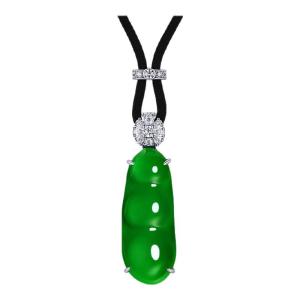 AILEQ | Natural Chrysoprase Lucky Bean Green Pendant