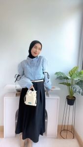[Basica Moda] 7899 Atasan Top Baju Kemeja Salur Wanita Lenitta Setrip Katun Import 01
