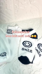 KS115 Kaos Kaki Wanita Smile Have a Nice Day Hitam Putih Fashion Kaos Kaki Pendek Semata Kaki Sport Modis