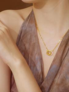 Zhou liu Fu 周六福 925 Sterling Mặt dây chuyền bằng bạc Vòng Cổ Vòng Tròn kép thiết kế vô cực Zircon lập phương xinh xắn Dây chuyền dây chuỗi 18K mạ vàng Vòng cổ cho phụ nữ 40 + 5cm j0614125