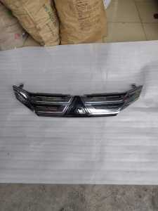 Grill Depan Mitsubishi Expander Original