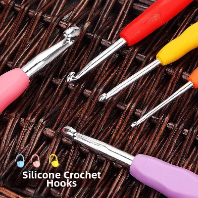 Silicone Soft Handle Crochet Needles Kit
