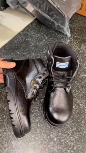 [Hàng Chính Hãng] Giày Bảo Hộ Sami 15CC Chống Thấm Nước Chống Dập Ngón Đế Thép Chống Đâm Xuyên Chống Trơn Trượt