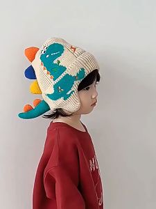 Mũ Len Dệt Kim Có Bịt Tai Giữ Ấm Họa Tiết Khủng Long Dễ Thương Cho Bé Nón Len Beanie Ấm Áp Chống Lạnh Trẻ Em