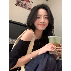 Zhang Xiaoyi off-Shoulder Idle Style Pure Color Stylish off-Shoulder Short Sleeve T-shirt Female Summer Slimming and Simple Oblique Shoulder Tops