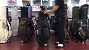 Túi Đựng Gậy Golf QB044-  Đa năng có bánh xe full set nắp cứng PGM
