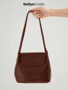 Dotlyn Premium Oil Wax Leather Minimalist Shoulder Bag Womens Underarm Flip Cover Commuter Bag Casual Style Pure Color