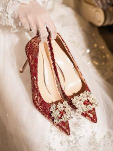 Giày Cưới Màu Đỏ Cho Nữ Giày Cao Gót Thanh Lịch Mùa Xuân 2024 Giày Cưới Nhỏ Giày Cưới Kiểu Trung Quốc Giày Đế Bằng Mũi Nhọn