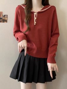 เสื้อสเวตเตอร์ถักสีแดง คอปกสีน้ำเงิน ทรงหลวม แขนยาว ปกติ ฤดูใบไม้ร่วง 2024 แฟชั่นสตรี เสื้อผ้าทำงาน ผ้าฝ้ายผสม