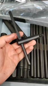 ประแจหัวจับ เครื่องกลึง ประแจสามจับ หัวสี่เหลี่ยม